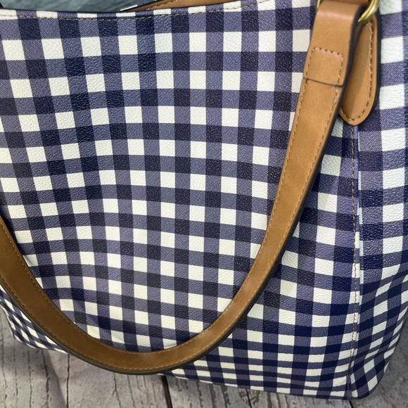 St. John’s Bay Large Tote Purse - Picture 2 of 8